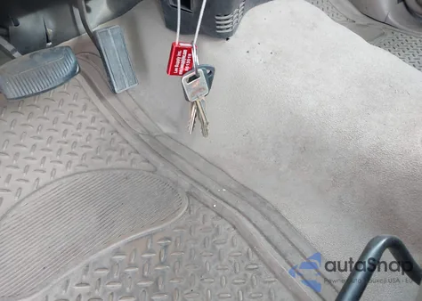 1997 Ford F-150 Lariat/Standard/Xl/Xlt z USA, uszkodzony, nr VIN 1FTEF17WXVKD55211